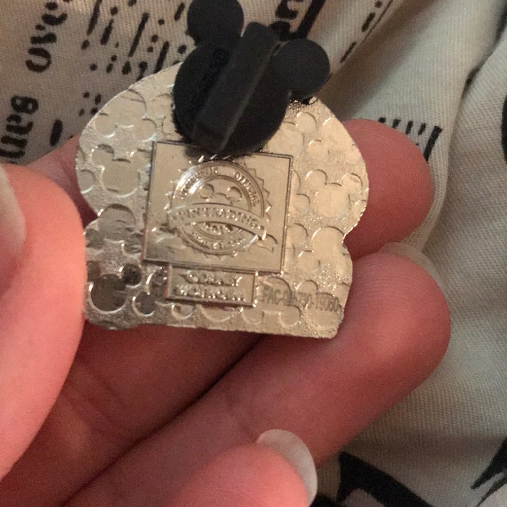 Disney Aladdin Pin - Picture 2 of 2